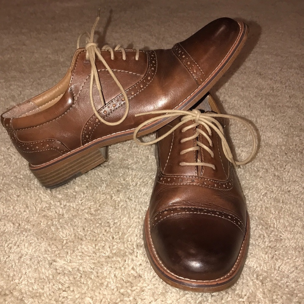 BASS AND CO Shoes 7.5 Brown Leather Dress Shoes